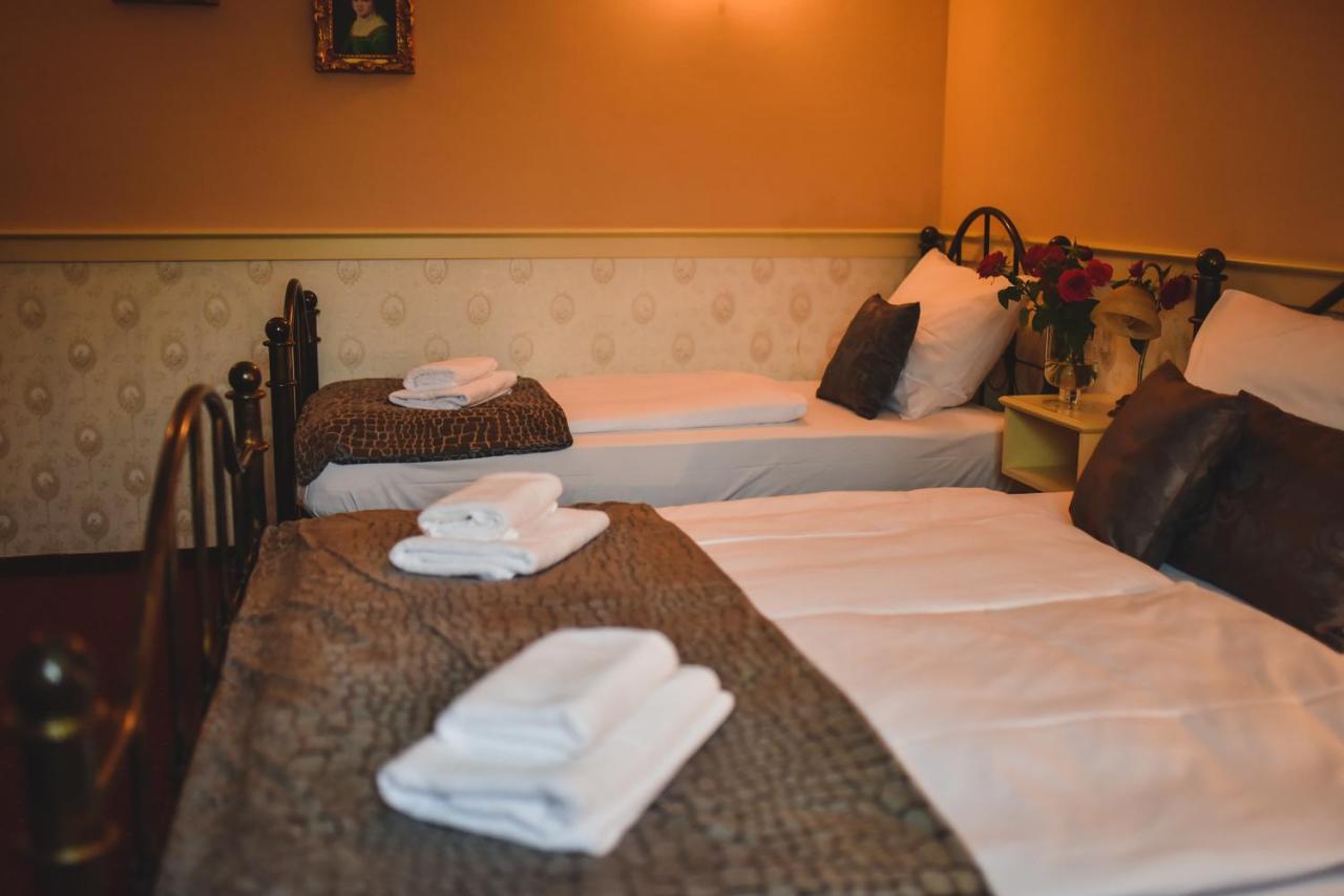 Hotel Zámek Kamenný Dvůr Kynsperk nad Ohri Exterior foto
